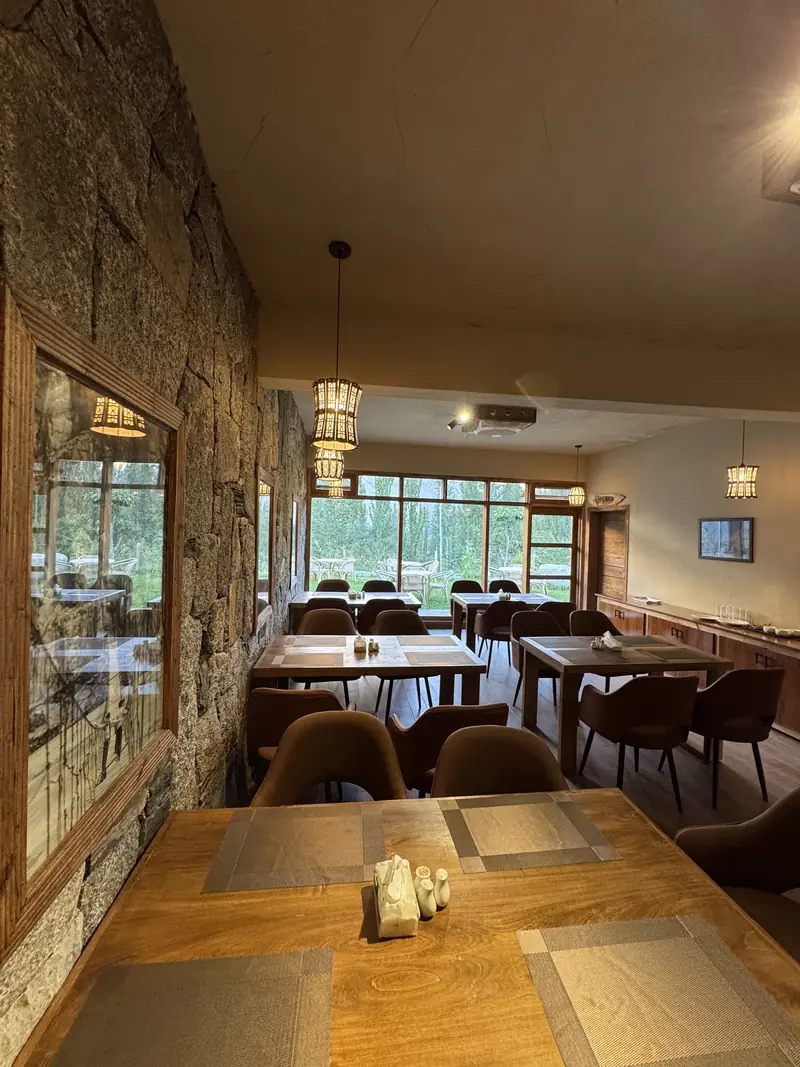 Long view through the restaurant to the windows